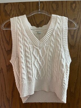 aerie Cream Cable Knit V-Neck Sweater Vest